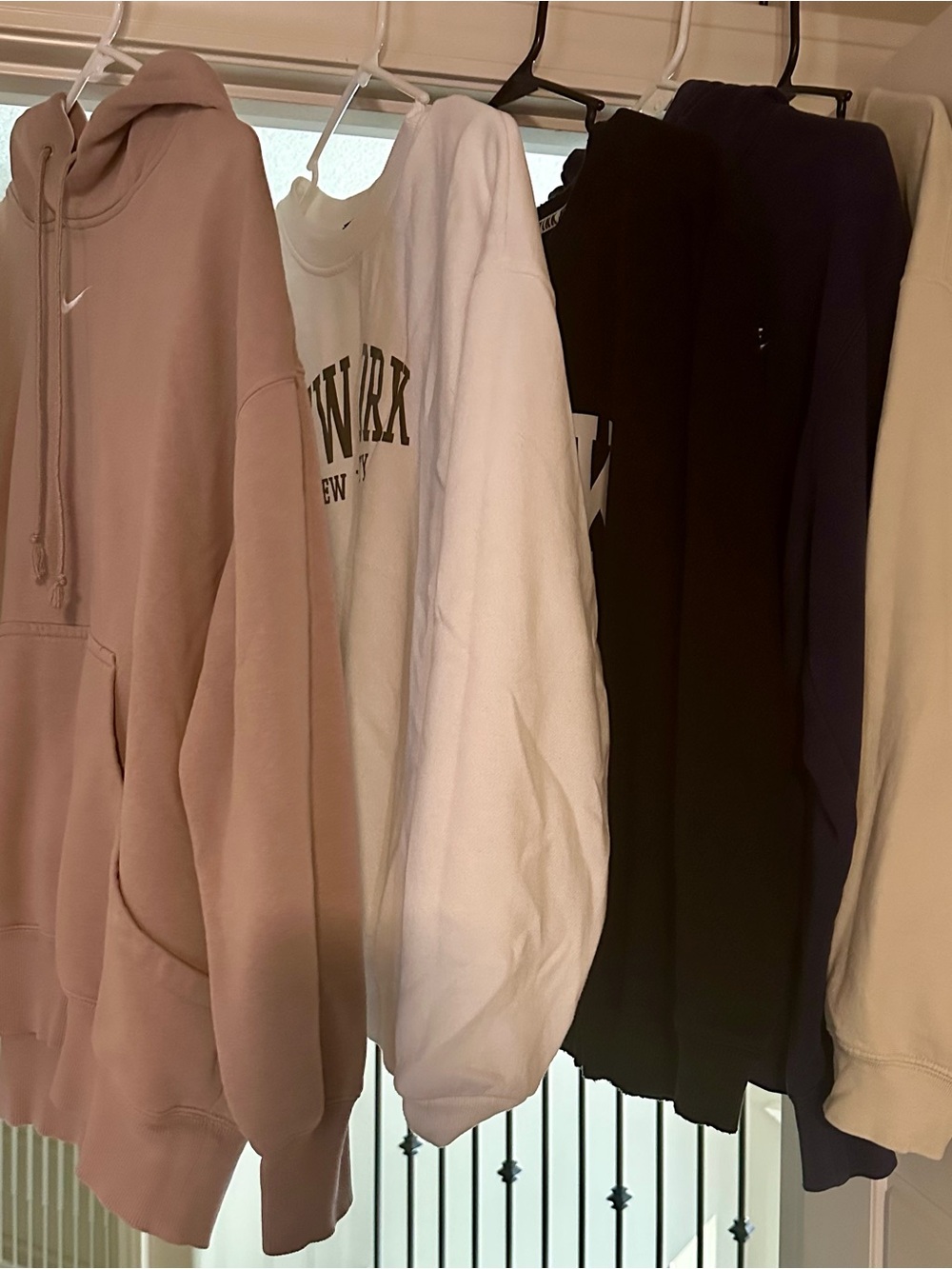 Women’s Large Sweatshirts | Lot of 5 | Great Condition | See Brand Details Desc